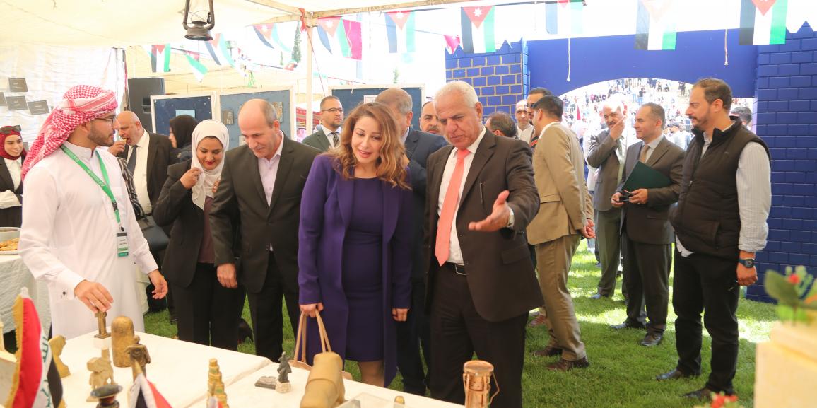 الدكتور المجالي يرعى الاحتفال السنوي العاشر للجاليات العربية في جامعة الزيتونة الاردنية