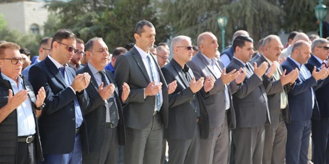جامعة الزيتونة الاردنية تقيم صلاة الغائب على أرواح شهداء فلسطين